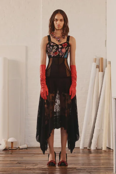 Look 14